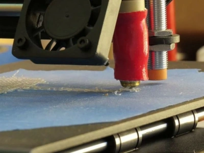 3D печатная модель не липнет к столу принтера. Как исправить?